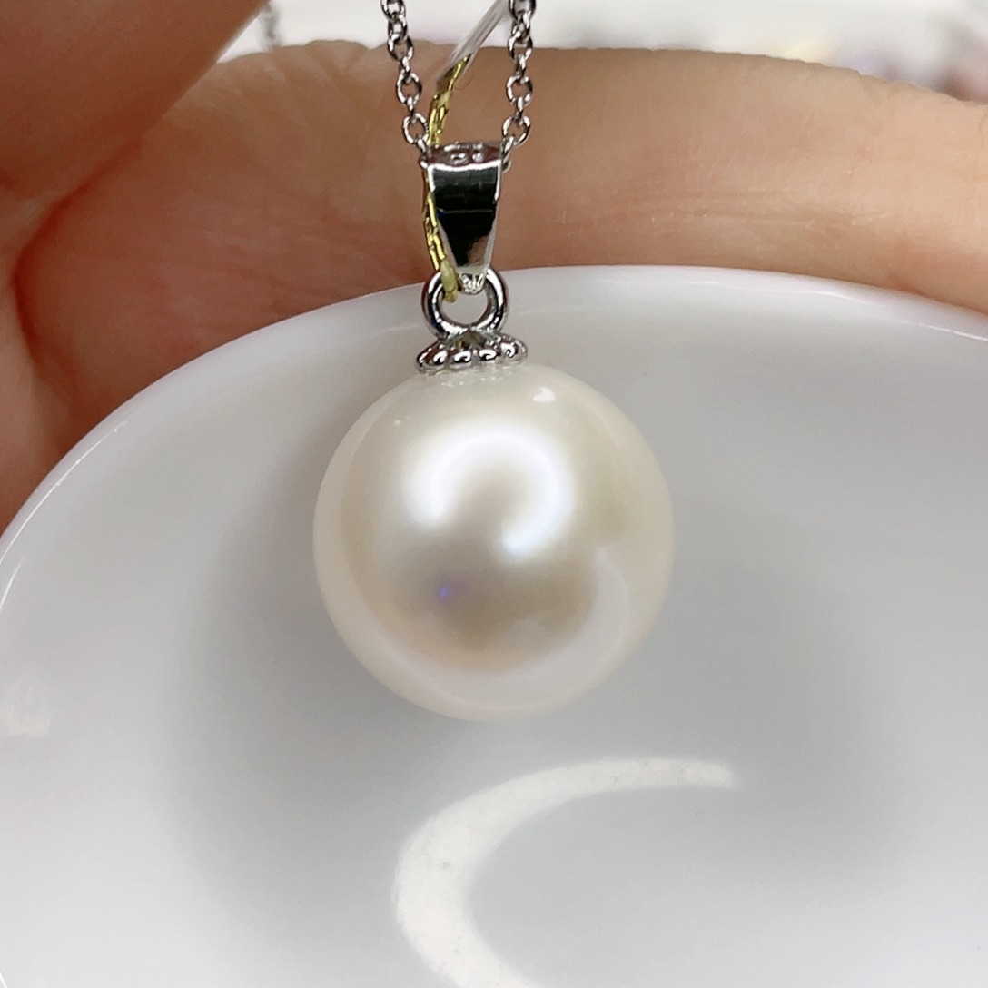 淡水珍珠吊坠(赠链)未镶嵌