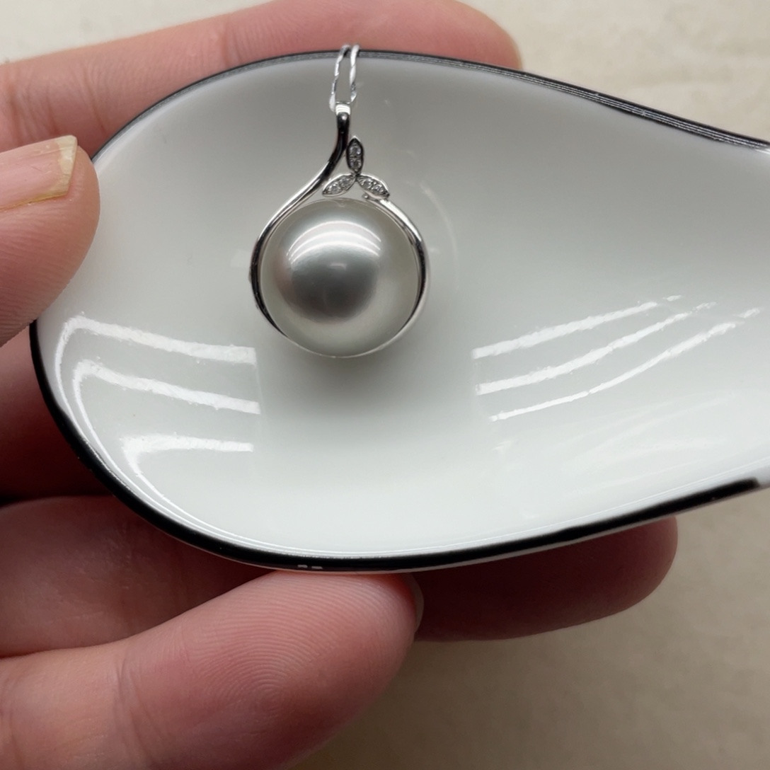 海水珍珠吊坠(不含链)18K金镶嵌13-14m m