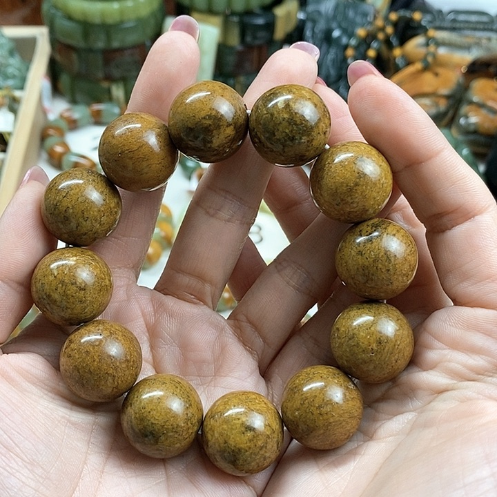 未镶嵌手链透闪石质玉顺*