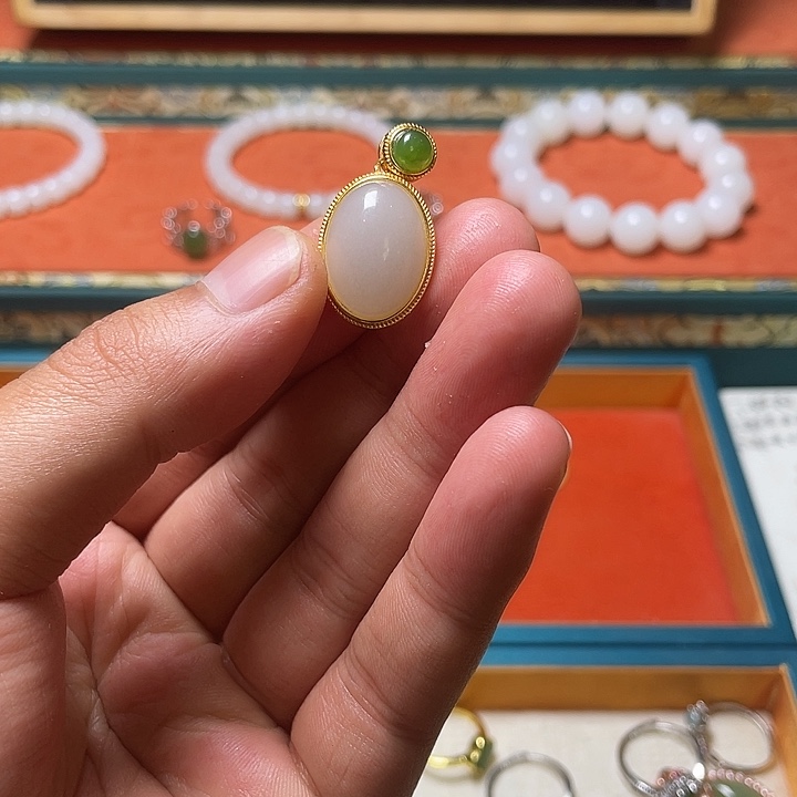 和田玉未镶嵌戒指