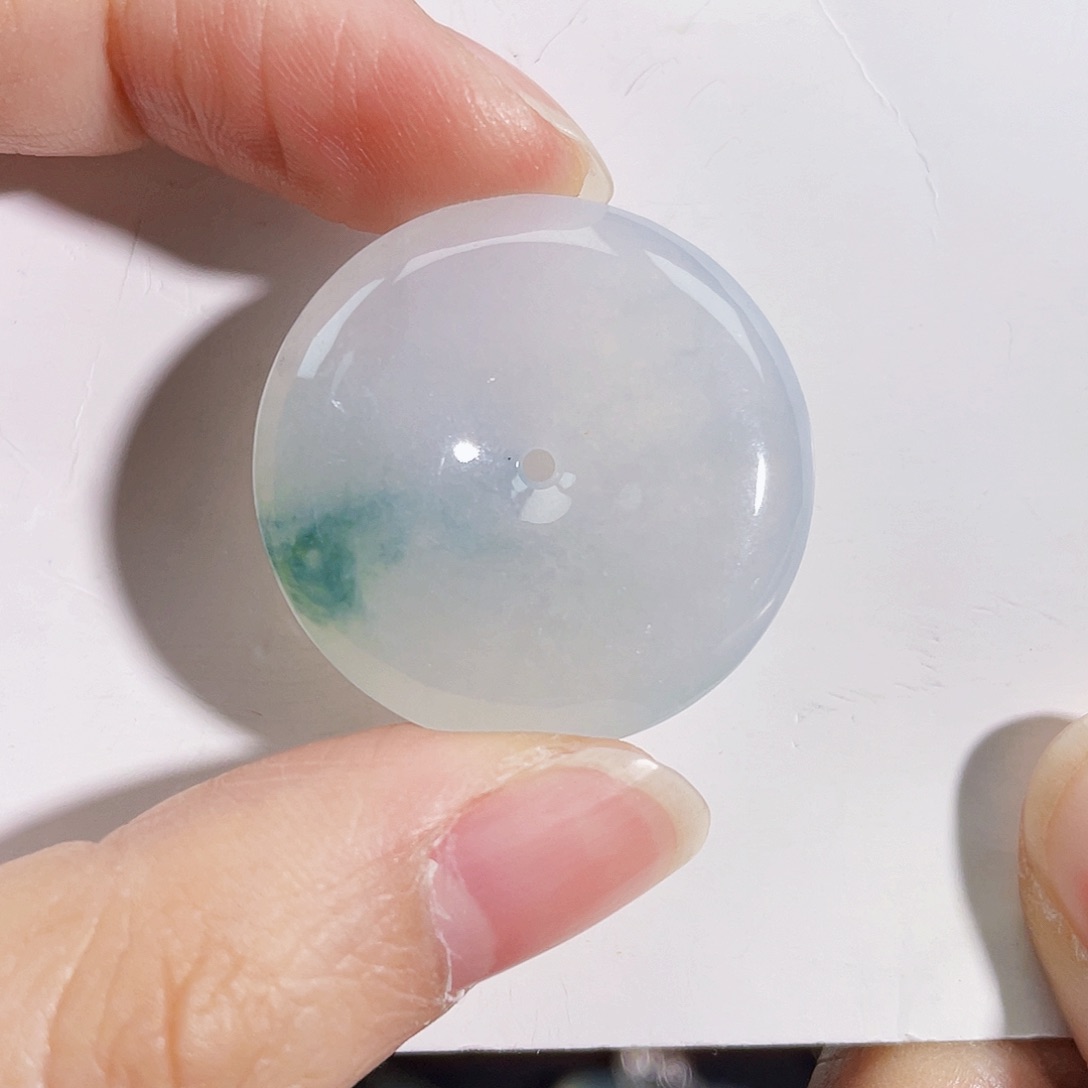 颈饰未镶嵌翡翠吊坠