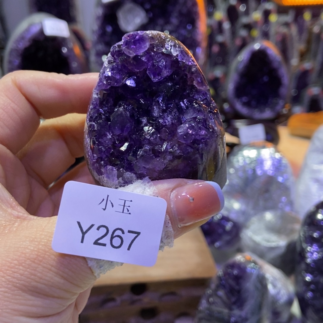 水晶摆件未镶嵌摆件