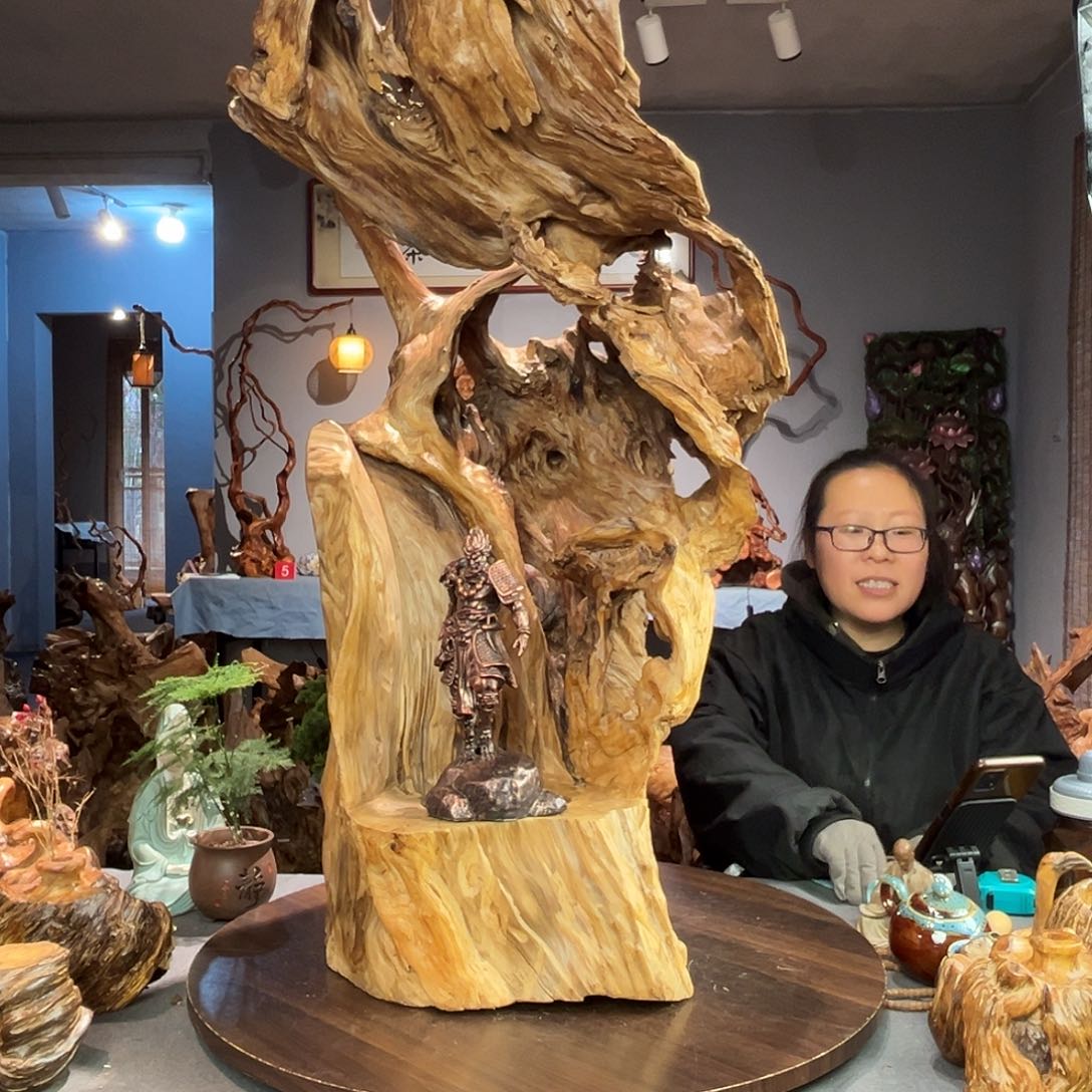 香杉木用****3935((7778678876)()777