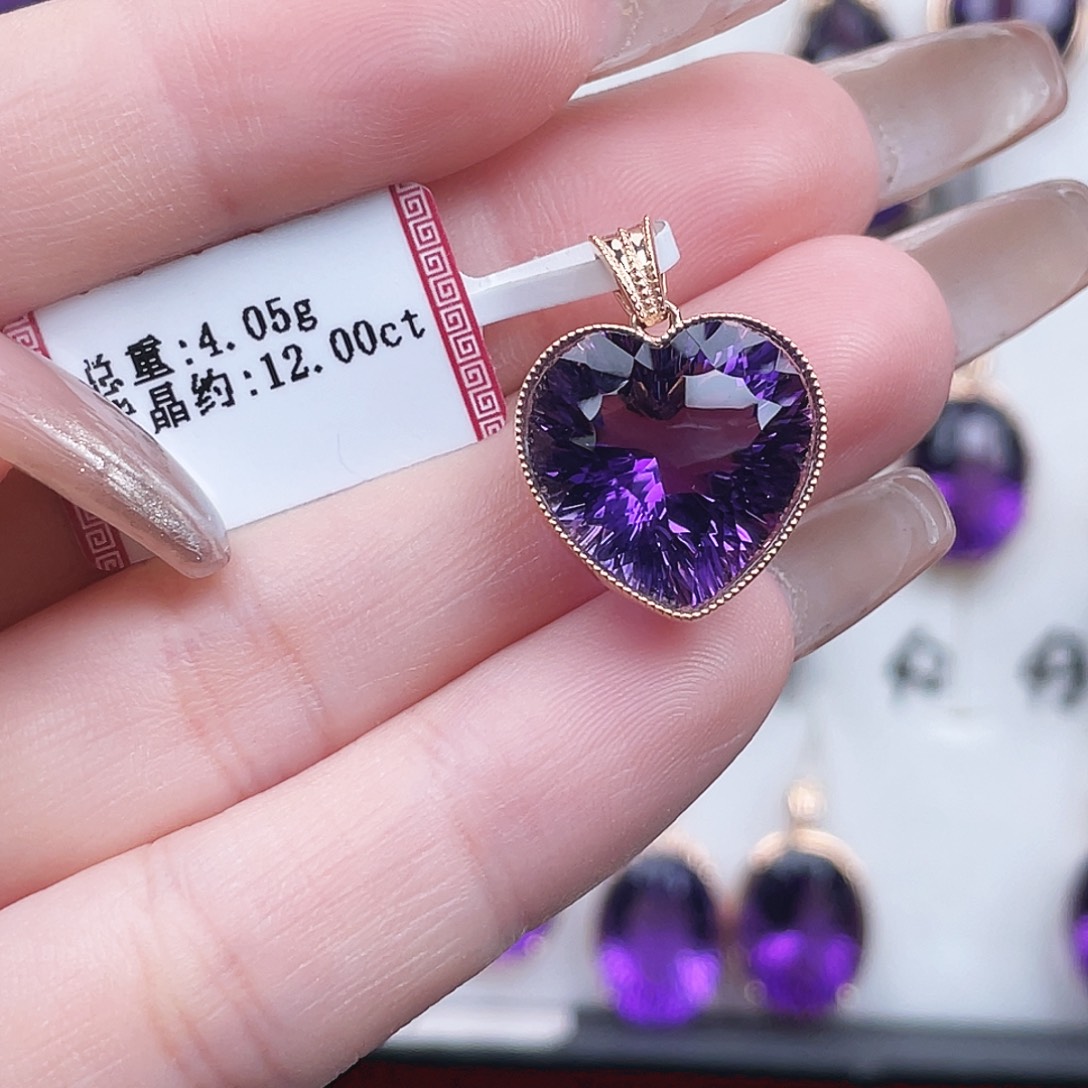 紫晶吊坠(不含链)18K金镶嵌