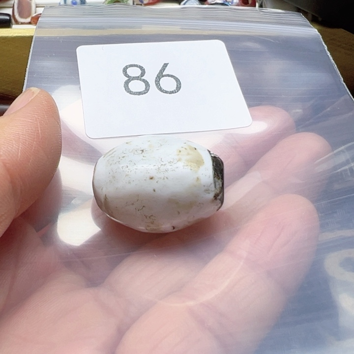 飞***朵玛瑙/玉髓未镶嵌手链