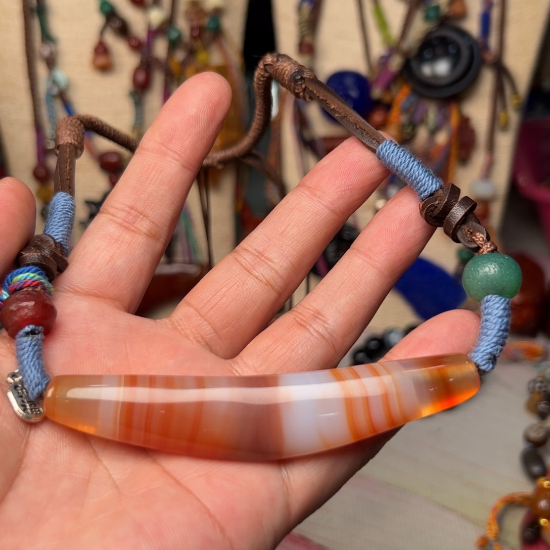 玛瑙/玉髓颈饰未镶嵌