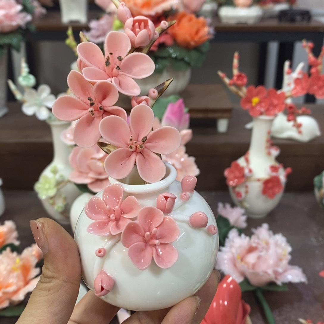 摆件陶瓷手工花摆件