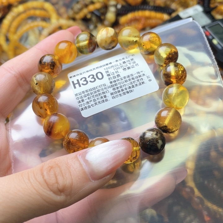 琥珀未镶嵌珠宝奇石