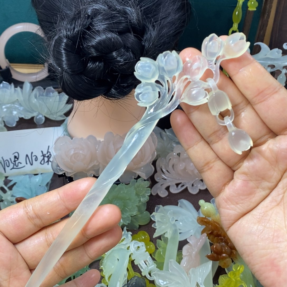 蛇纹石玉未镶嵌发饰