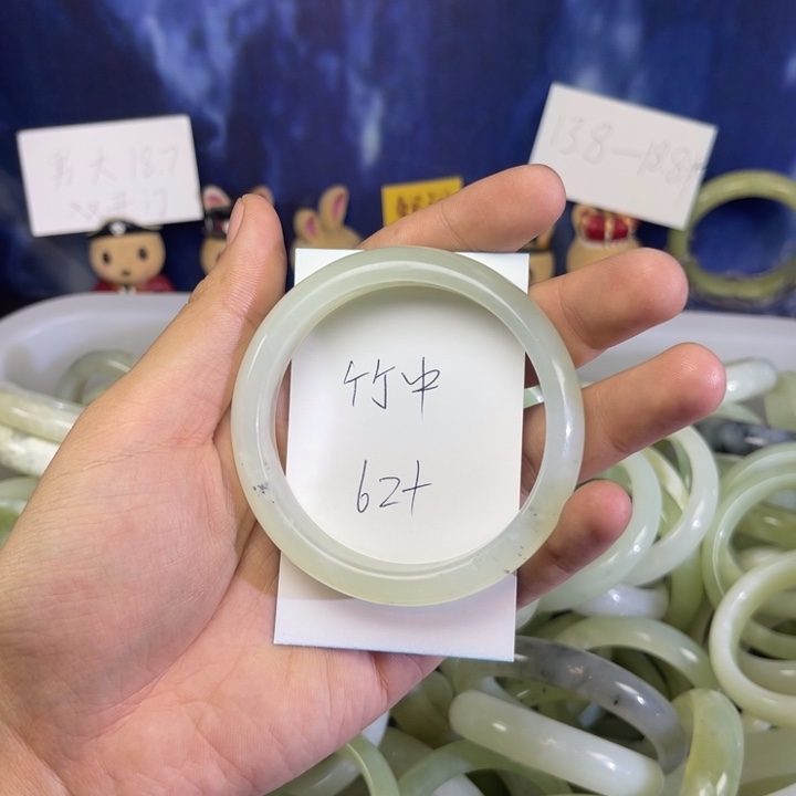 蛇纹石玉手镯未镶嵌竹****5