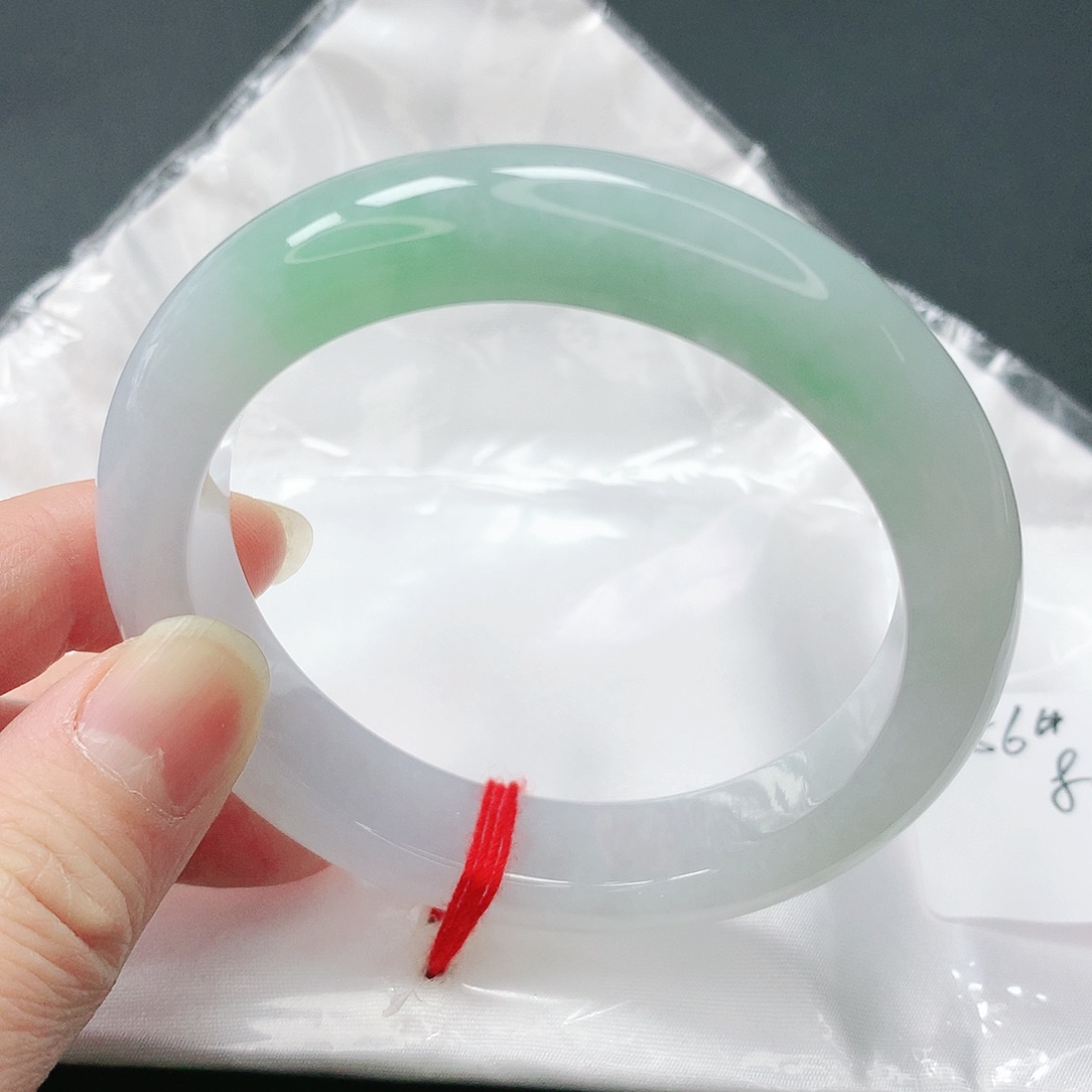 翡翠手镯未镶嵌缅甸天然A货翡翠