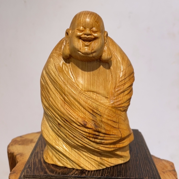青***水柏木（崖柏）弥勒摆件