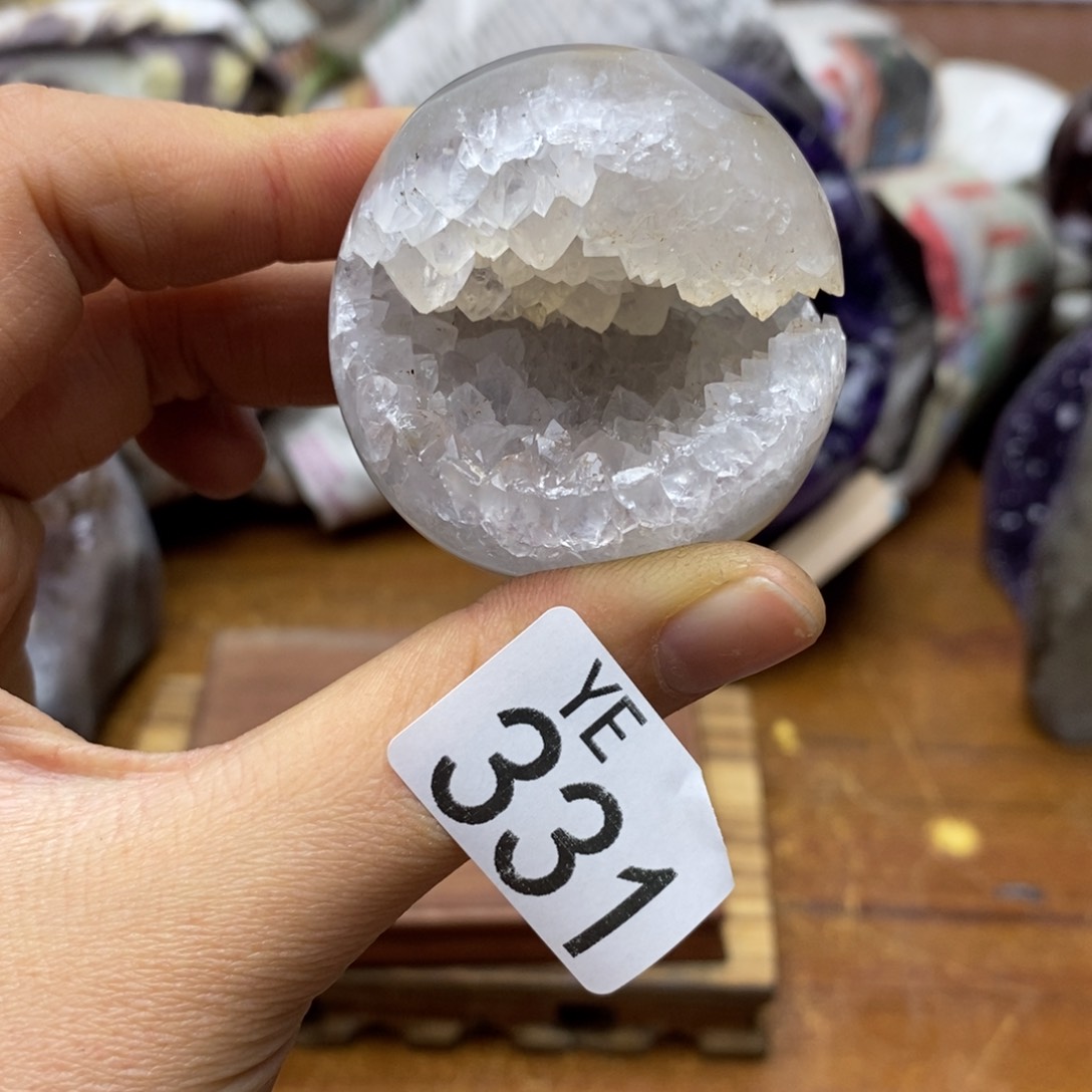 水晶大型摆件（非配饰）未镶嵌