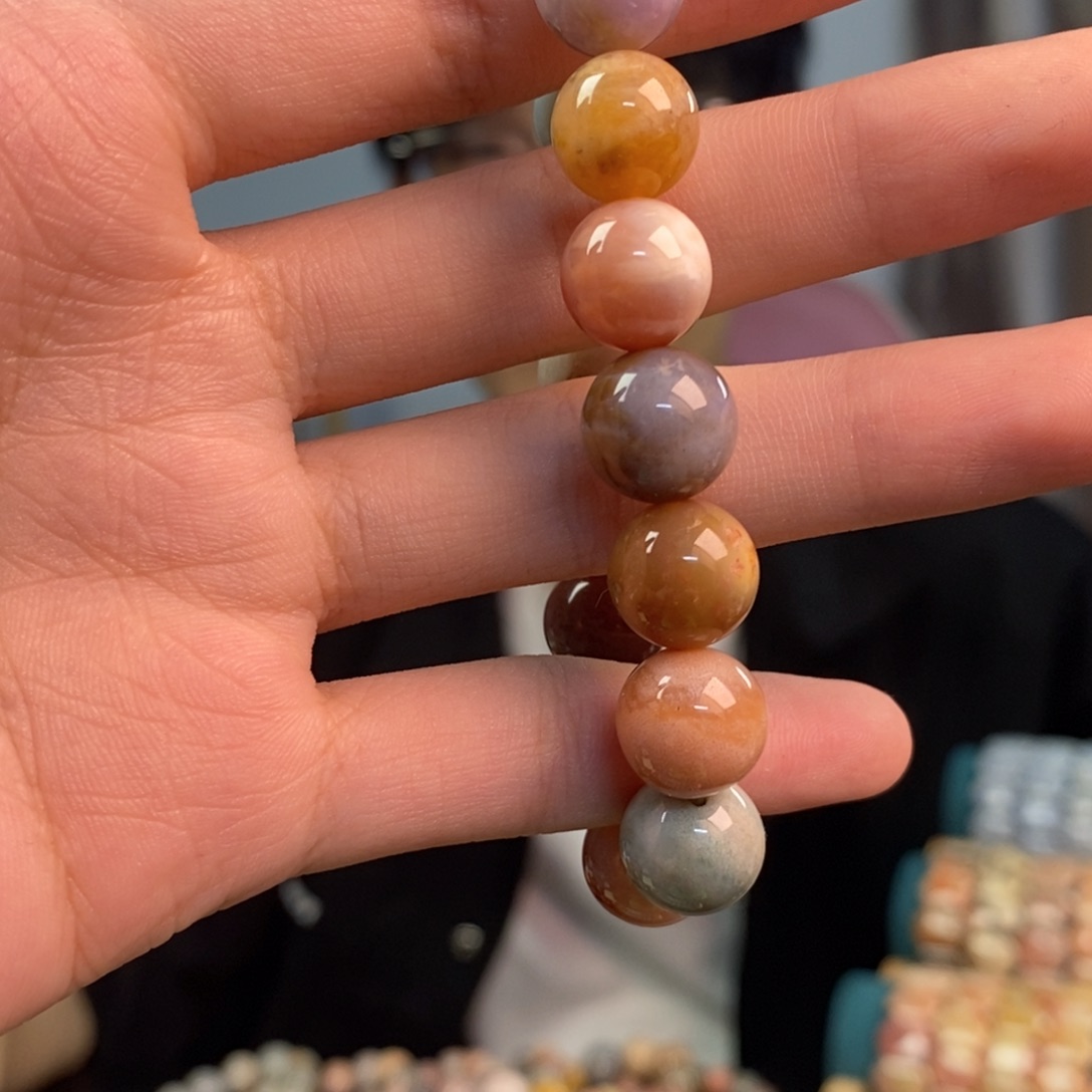 硅化玉未镶嵌手链