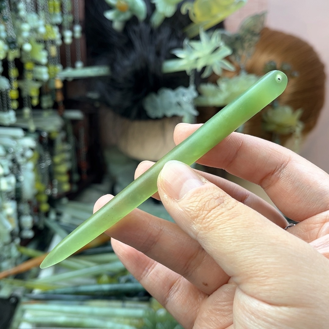 蛇纹石玉发饰未镶嵌长度12厘米左右