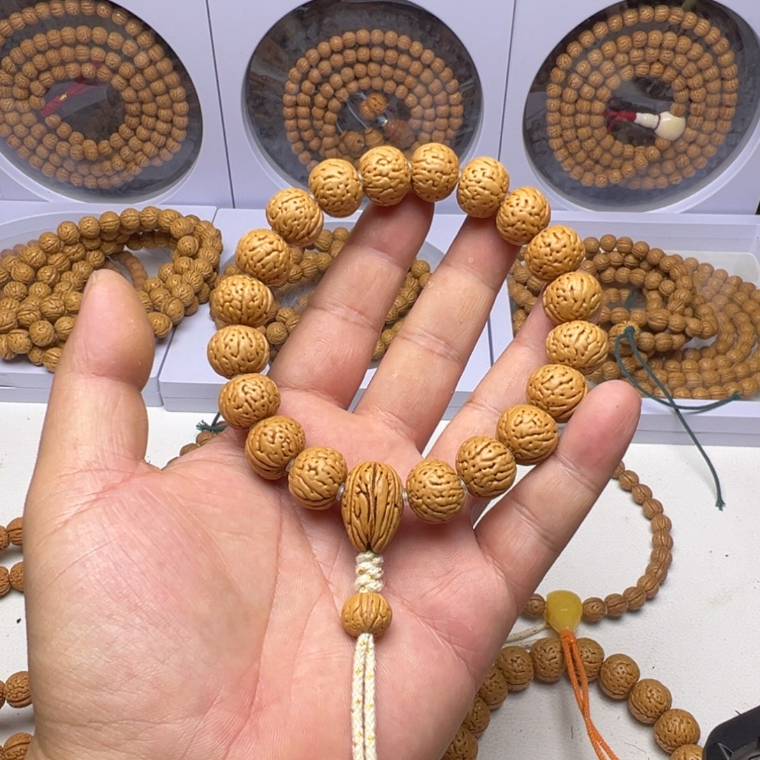 吊坠桃核精品小桃核