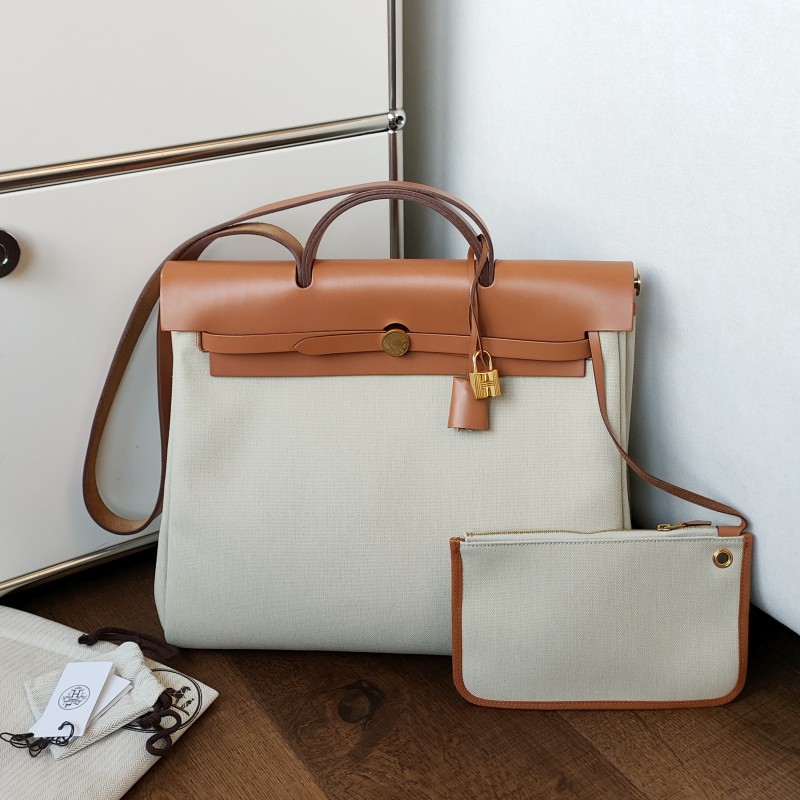 99新 Hermes/爱马仕 冰川白帆布拼皮金扣Herbag39单肩包53707