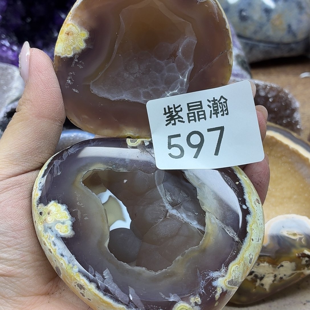 未镶嵌水晶大型摆件（非配饰）