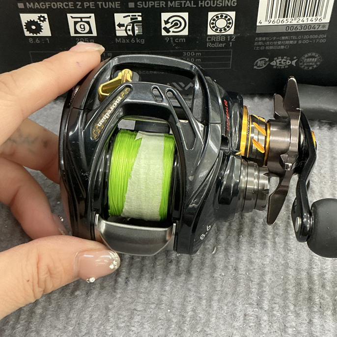 猫赞右手8.6速205g6kg正常使用痕迹轮做掉漆外观有瑕疵齐全国航