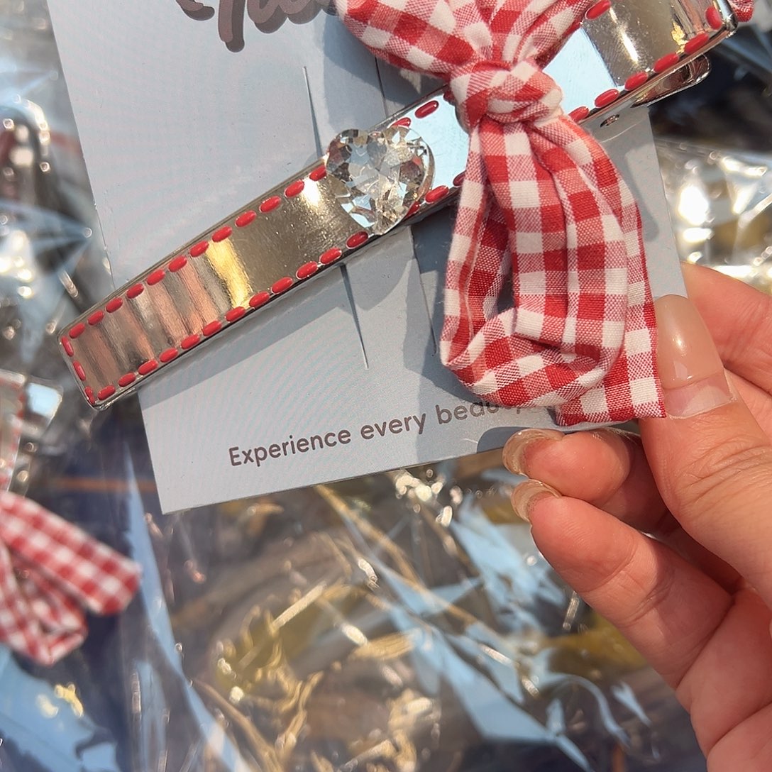 布艺铁合金红色钢夹