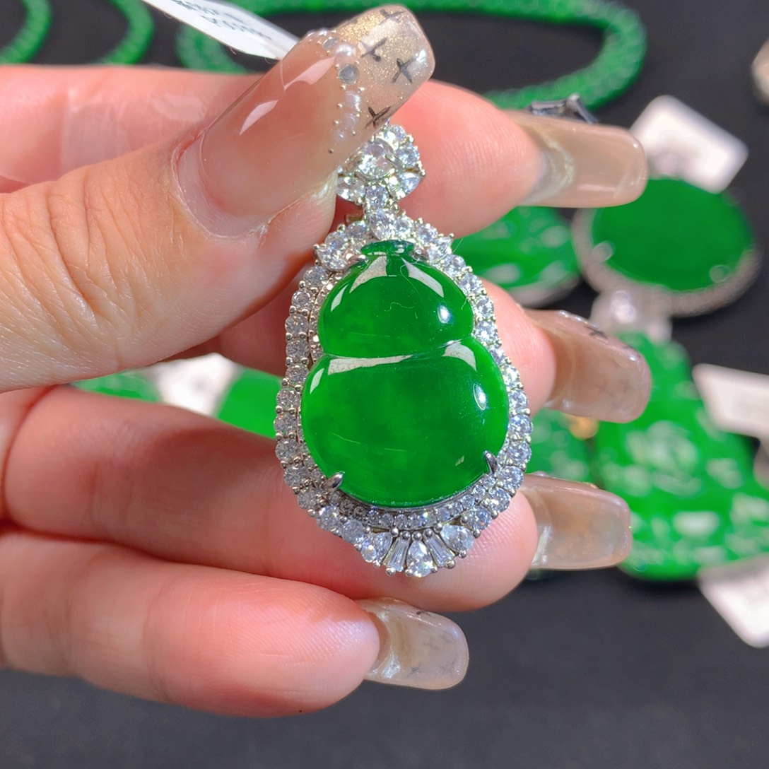 翡翠颈饰银S925镶嵌111111111111