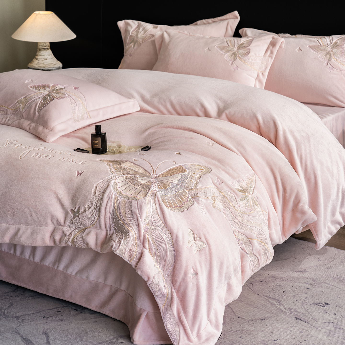 不老的爷爷AL轻奢欧式刺绣保暖福蝶双面绒牛奶绒四件套zb床品6