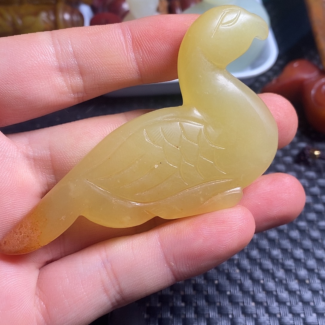 岫玉未镶嵌珠宝奇石