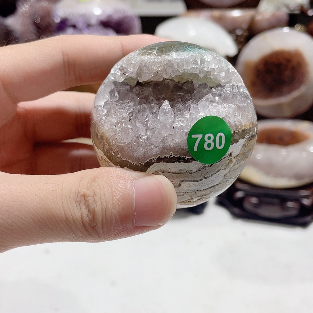 未镶嵌紫晶大型摆件（非配饰）