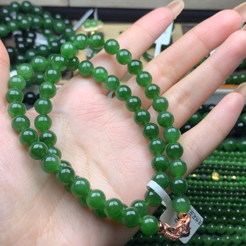 【闪购商品】颈饰未镶嵌和田玉（碧玉）C*y8