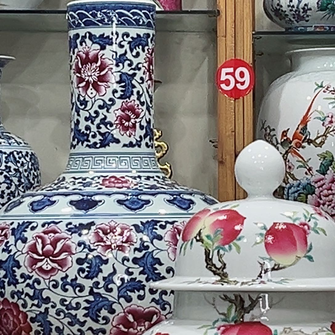 摆件张*岳景德镇的陶瓷