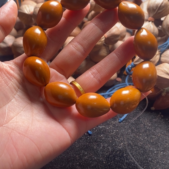 橄榄核手串/手链鸽子蛋