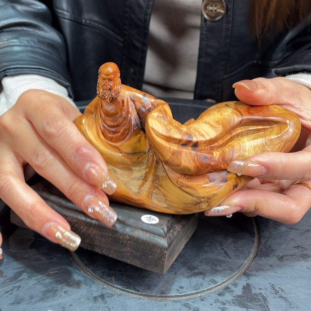 柏木（崖柏）随型摆件