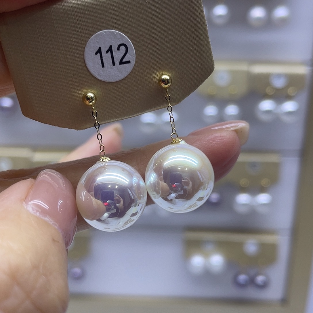 耳饰18K金镶嵌淡水珍珠