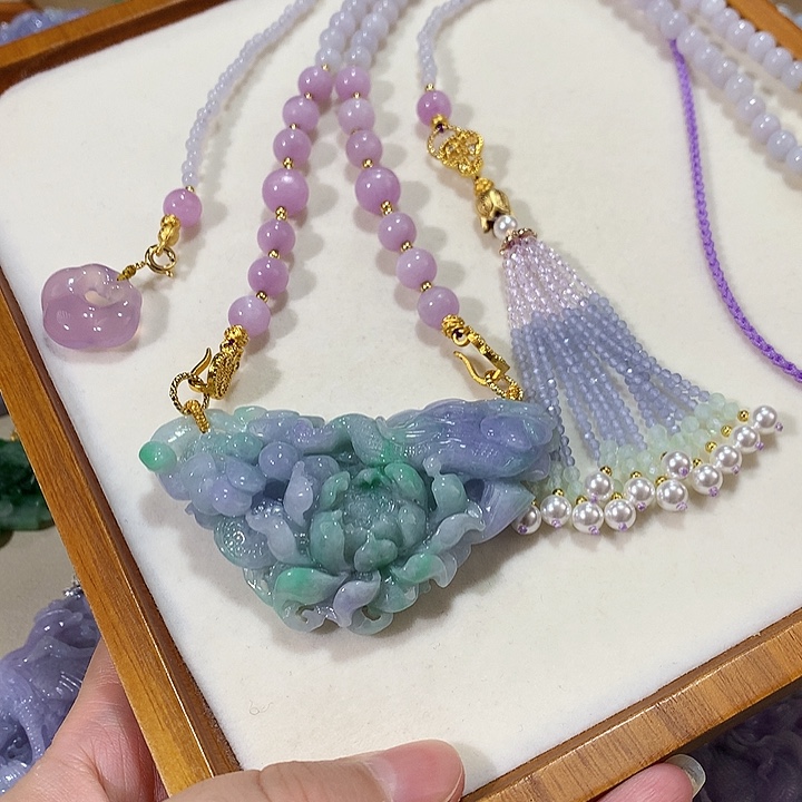 翡翠未镶嵌颈饰翡翠吊坠