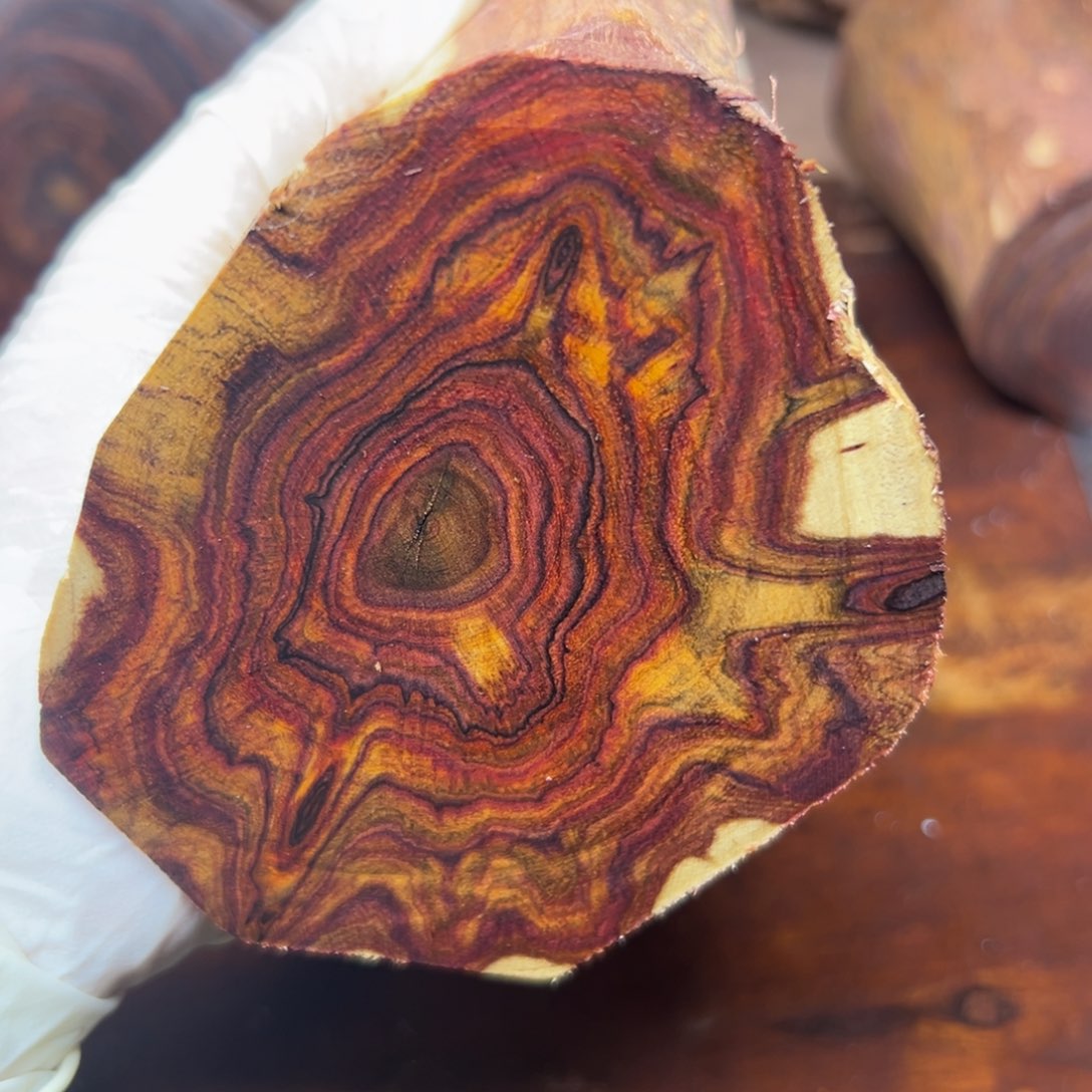 ໑***宾黄花梨/降香黄檀1.2原料定制不退不换