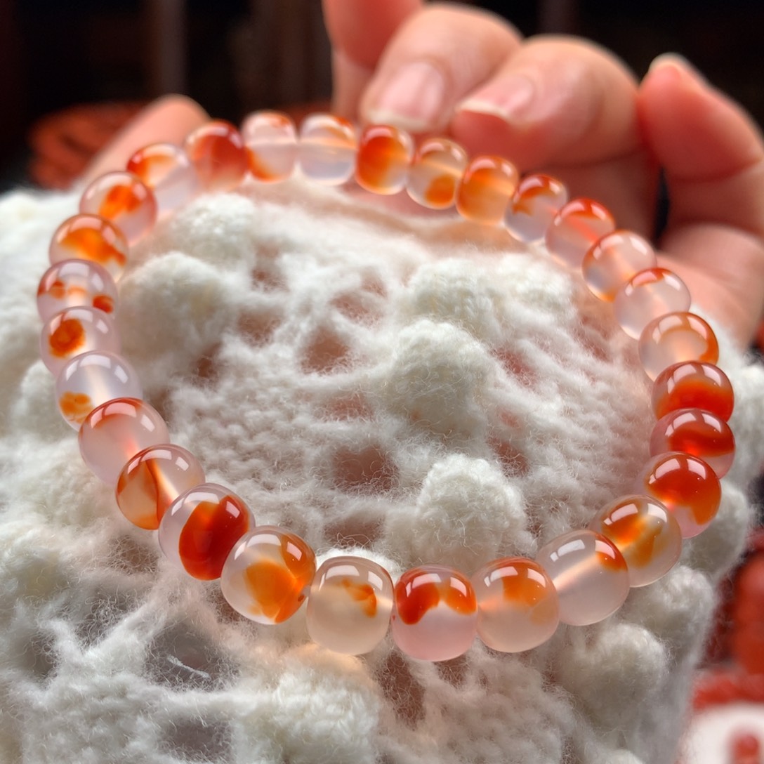 南红玛瑙手串未镶嵌