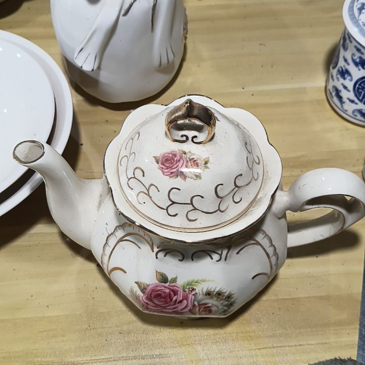 摆件ℳ****?陶瓷默认微瑕。。。。
