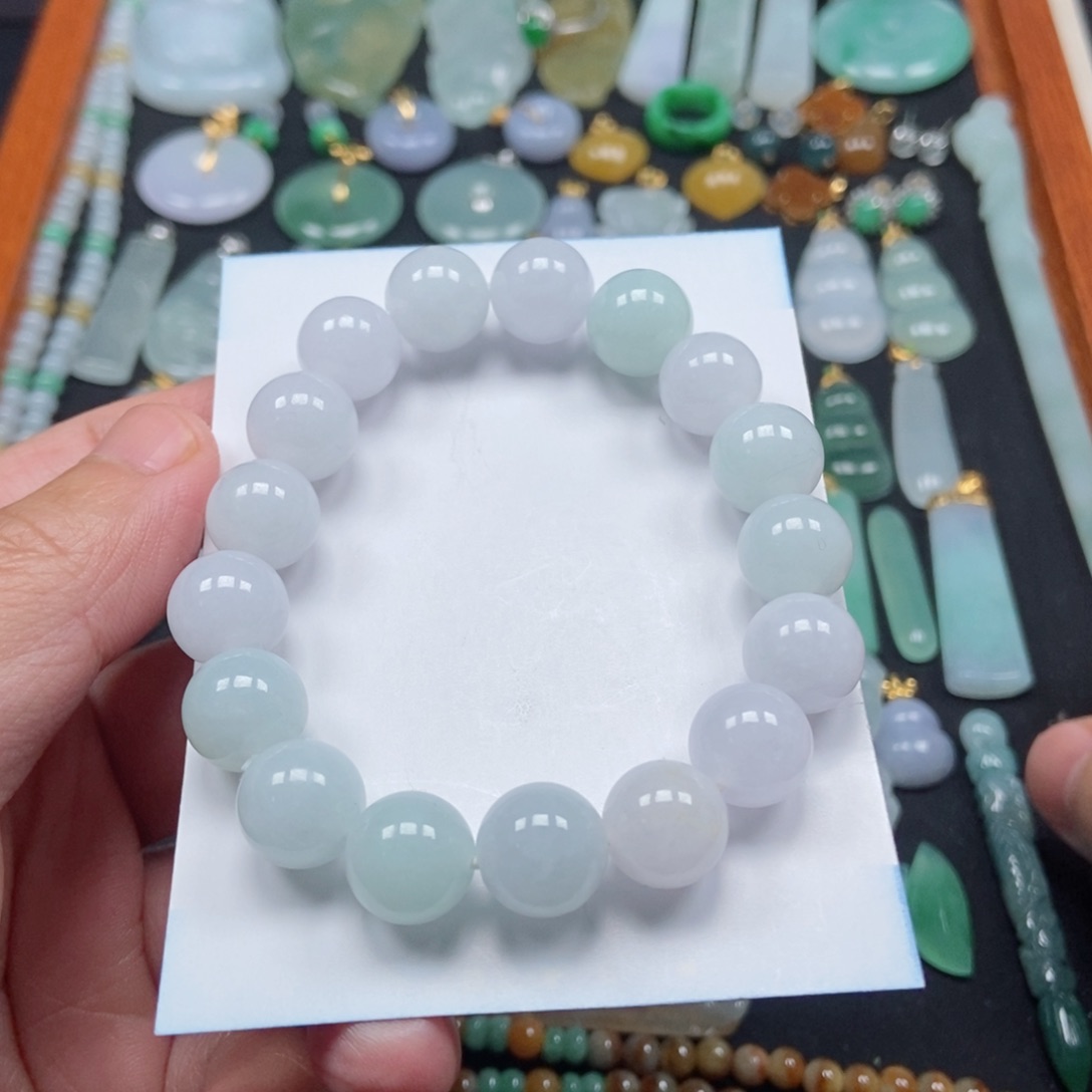 翡翠颈饰未镶嵌珠串