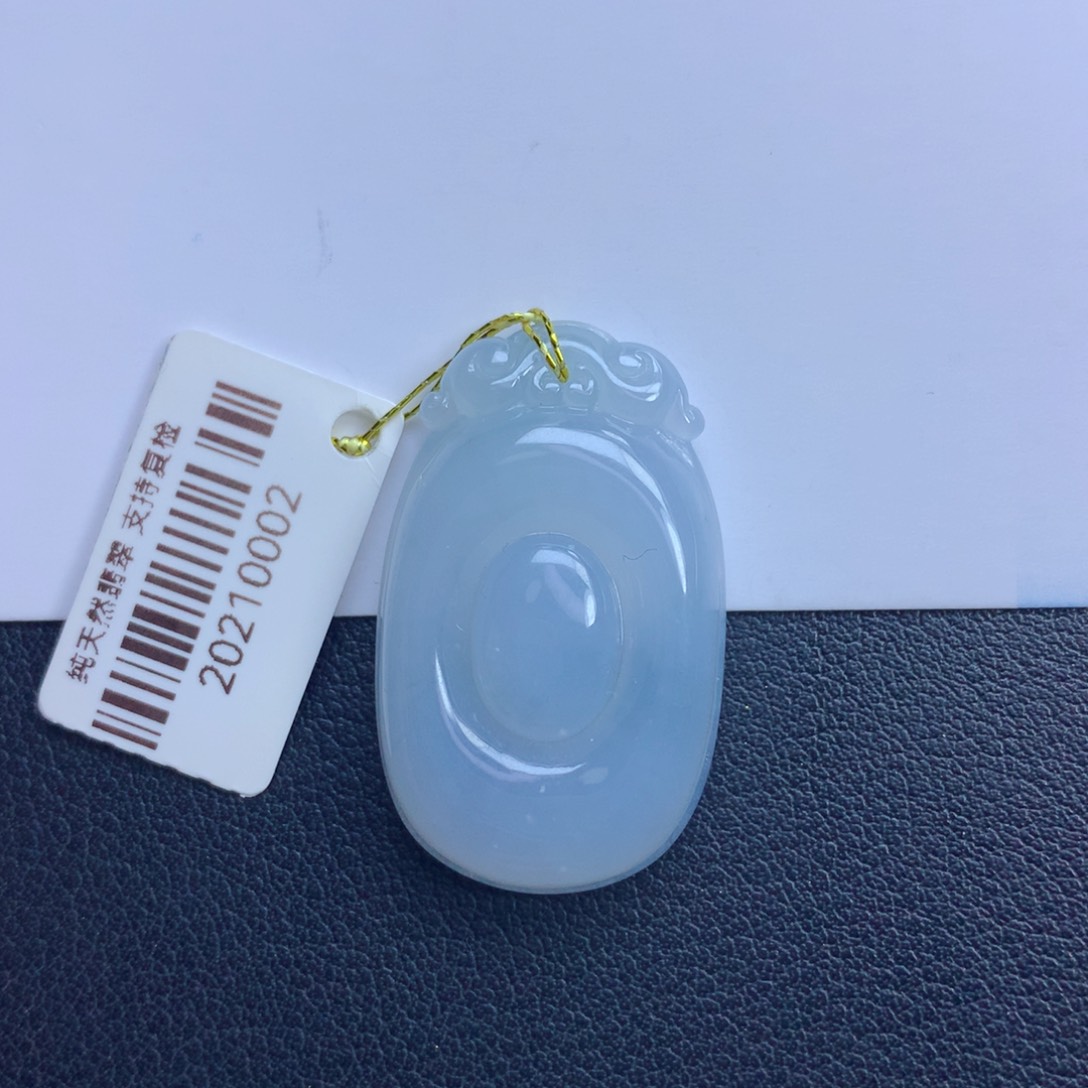 翡翠颈饰未镶嵌福贝