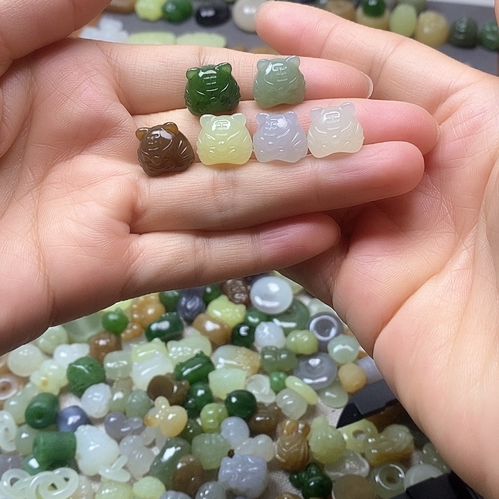 未镶嵌和田玉挂件虎头98一个多样性发其一