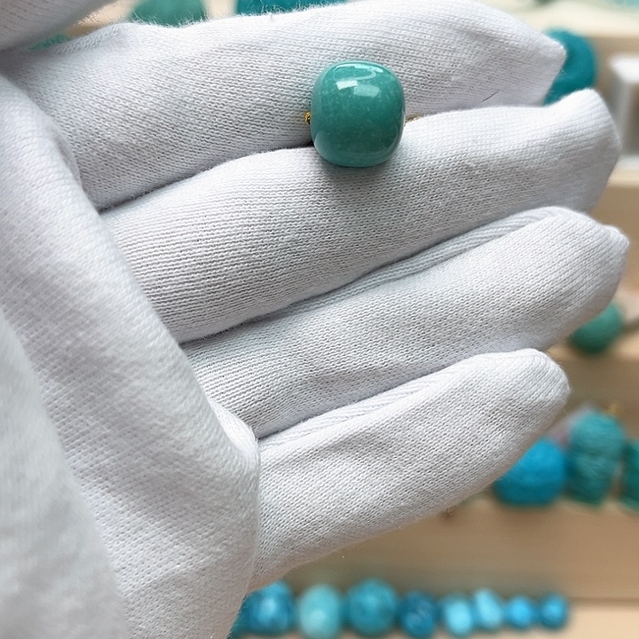 绿松石珠宝未镶嵌