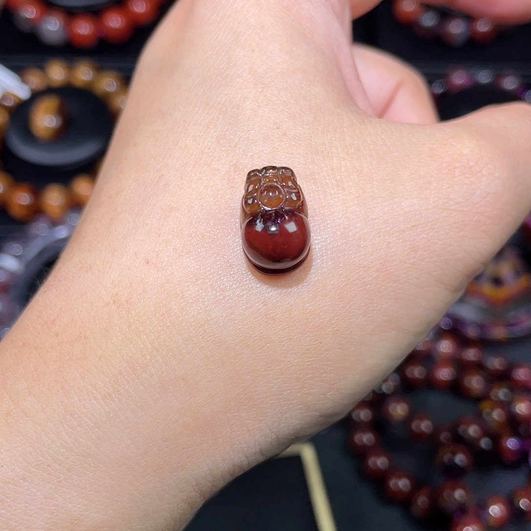 水晶极光貔貅未镶嵌聪**…