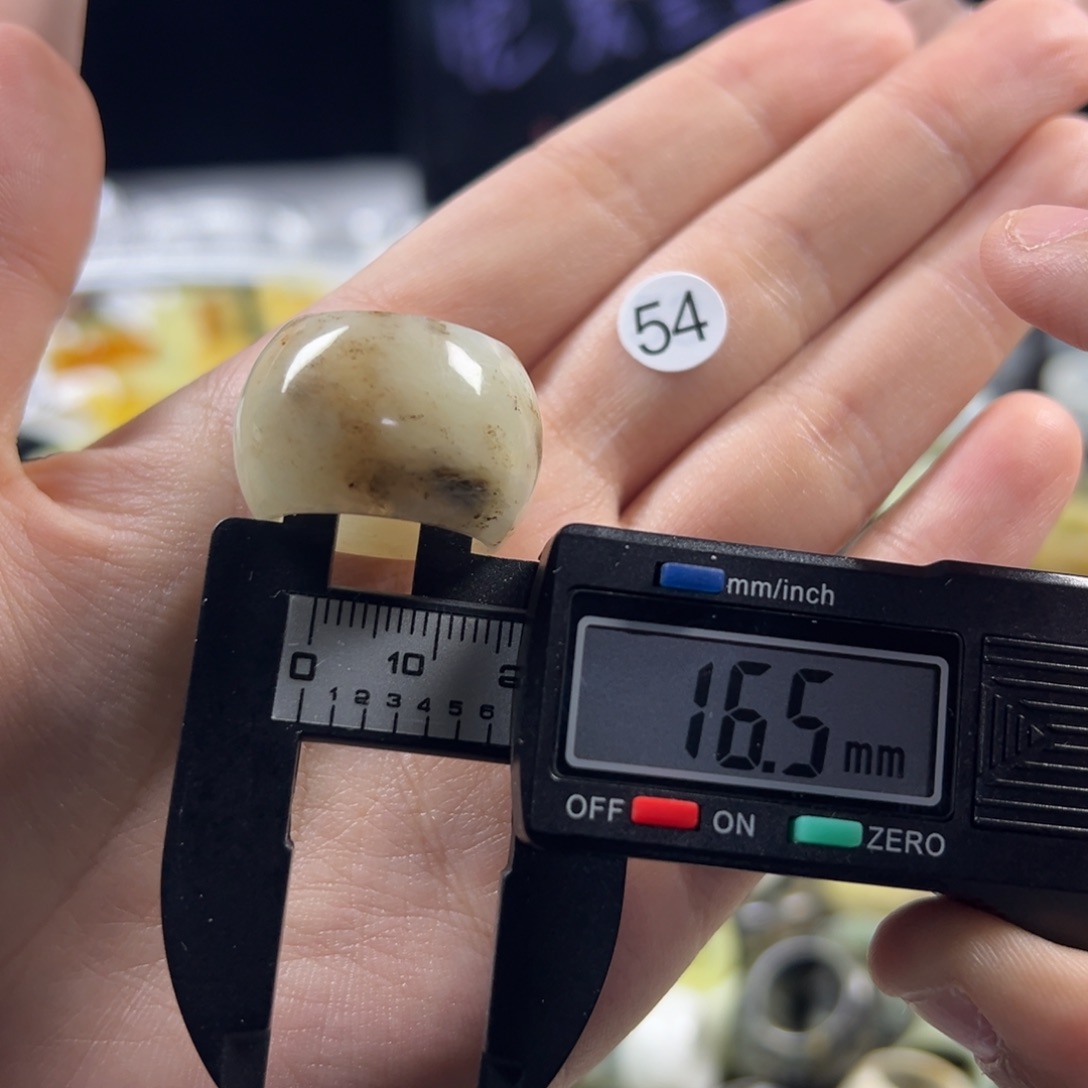 蛇纹石玉未镶嵌戒指