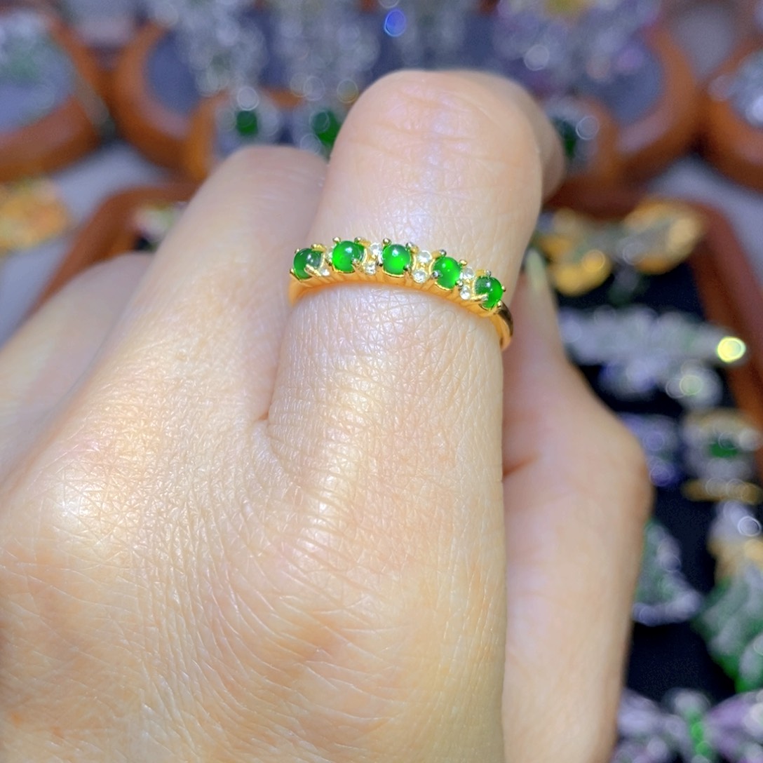 翡翠颈饰银S925镶嵌天然翡翠