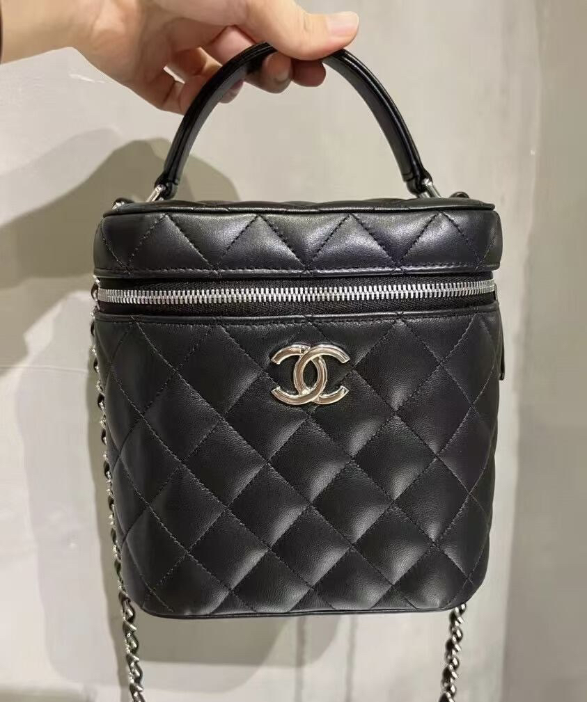 95新 Chanel/香奈儿 泡泡专属/香奈儿化妆盒子斜挎包/98新