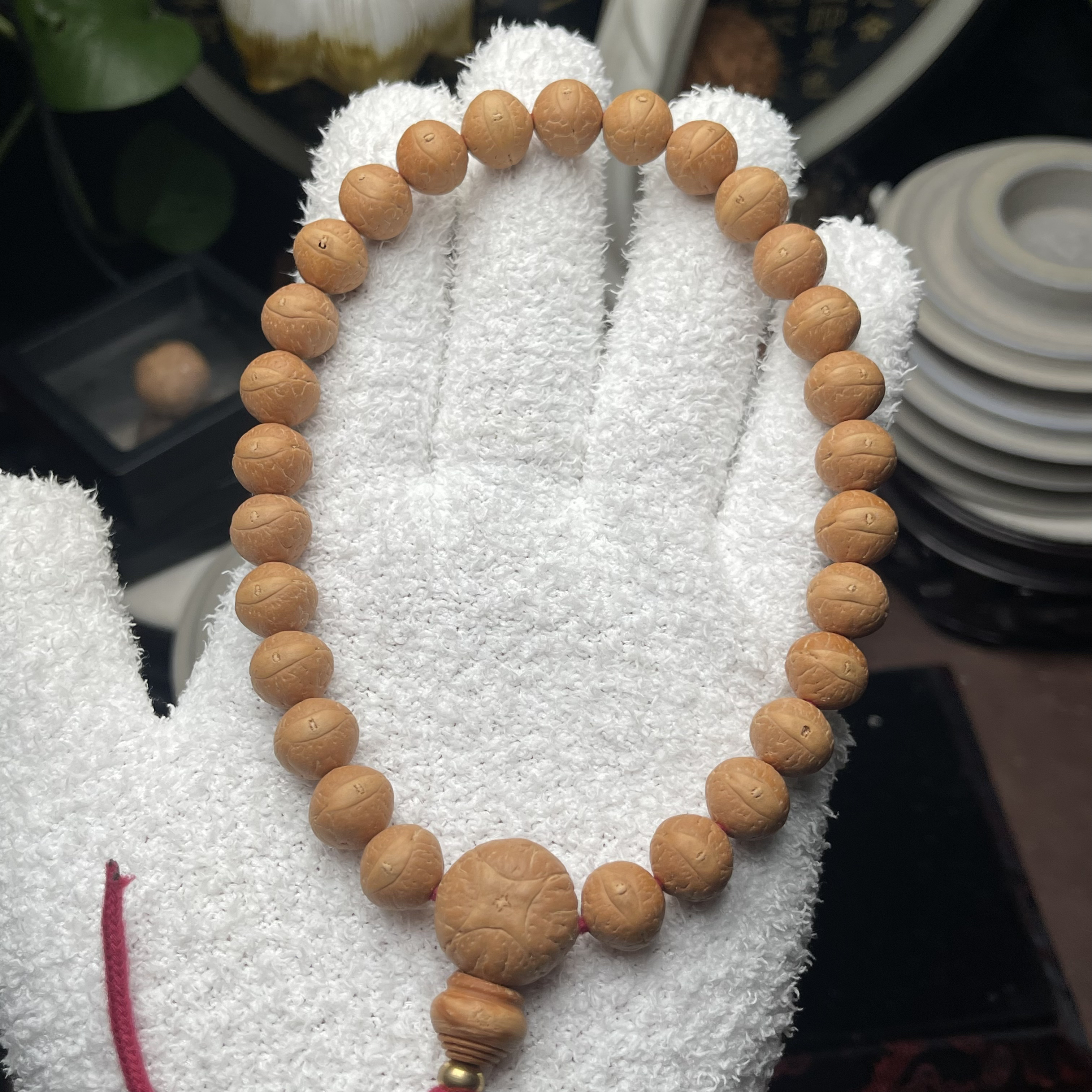 小凤眼11mm铁籽货头手持粉红玉化文玩好物