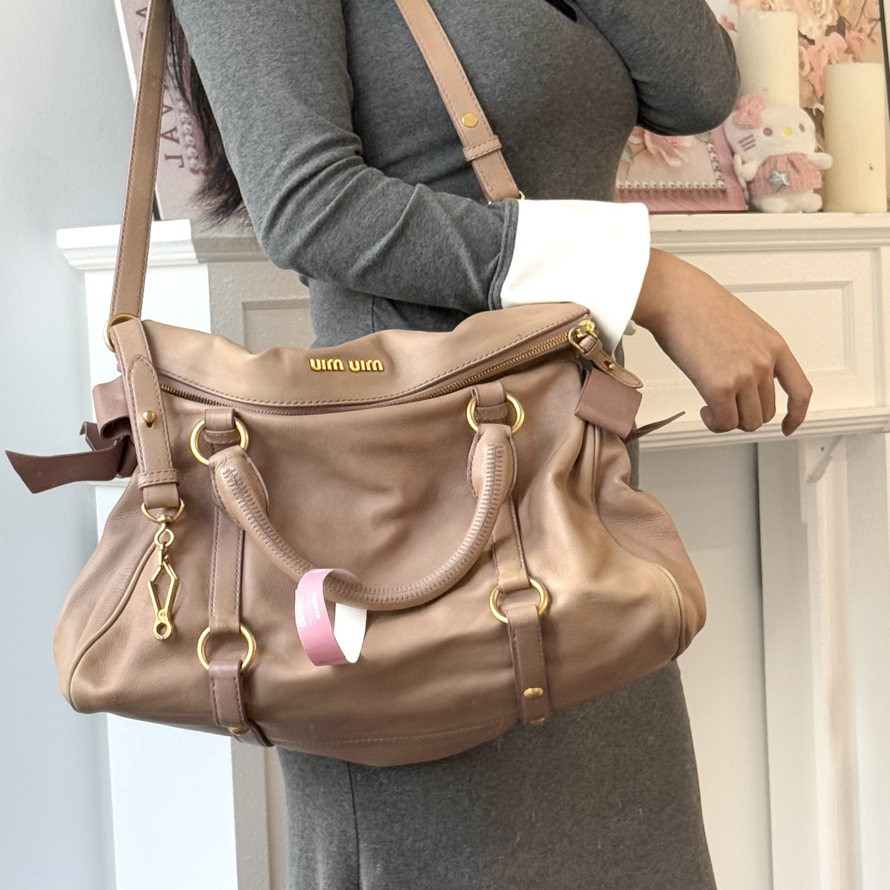 95新 MIU MIU/缪缪 miumiu卡其棕色蝴蝶结机车包