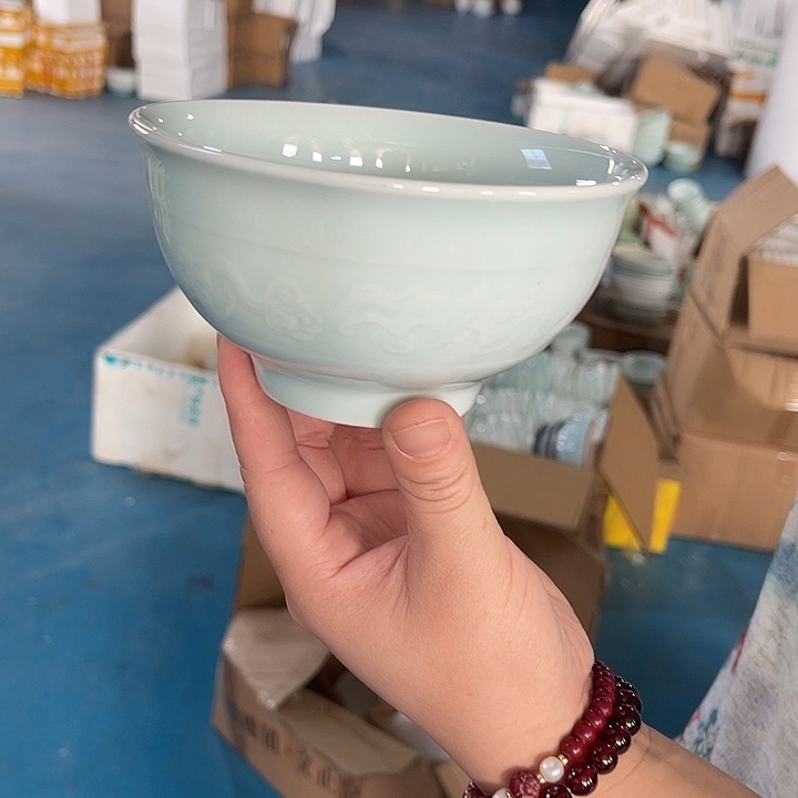 瓷片青瓷五英寸八宝浮雕米饭碗六个，微瑕包邮