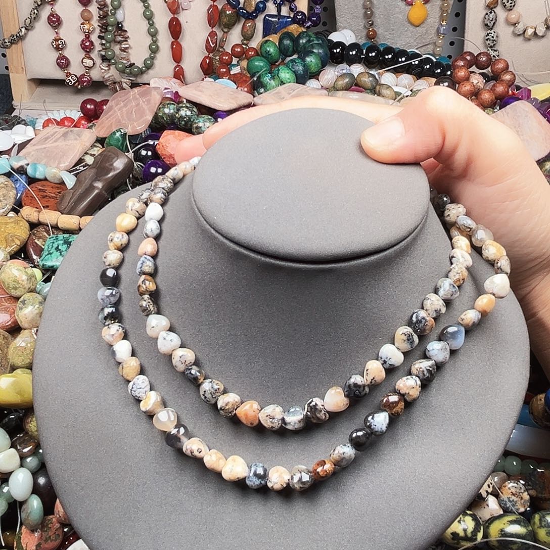 玛瑙/玉髓未镶嵌珠宝半成品水墨花