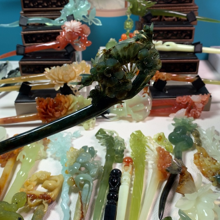 蛇纹石玉发簪未镶嵌